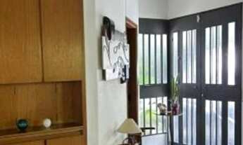 Imagem 5: Casa à venda no Pacaembu com 264m² 3 dormitórios 2 suítes 4 banheiros 4 vagas