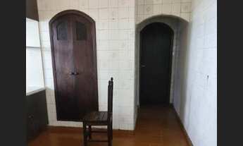 Imagem 2: Imperdível casa à venda na Lapa, São Paulo-SP: 3 quartos, 1 suíte, 3 banheiros, 2 vagas, 2