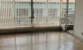 Imagem 5: Prédio na Lapa com 2 apartamentos de 60m², 2 dormitórios e 2 apartamentos de 120m² com 3 d