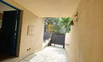 Imagem 2: Mirandópolis - Casa de 300m² com 3 dormitorios sendo 2 suites, 4 banheitos e 5 vagas