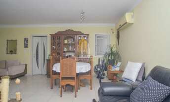 Imagem 2: Casa Sobrado com piscina à venda no Planalto Paulista de 286m² com 5 dormitórios 2 suítes