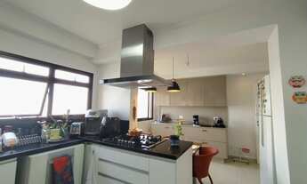 Imagem 3: Apartamento no Condomínio Norma no Morumbi com 195m² 3 dormitórios 3 suítes 5 banheiros 4