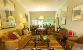 Imagem: CASA TÉREEA DE 337M² POSSUI 5 DORMITÓRIOS