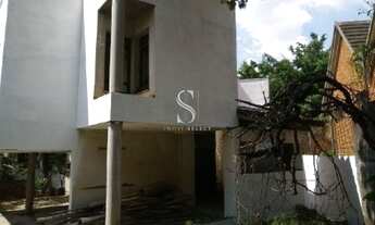 Imagem 4: SOBRADO RESIDENCIAL DE 500M² POSSUI 4 DORMITÓRIOS,5 BANHEIROS E 4 VAGAS Á VENDA NA REGIÃO