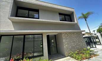 Imagem 3: Casa de luxo à venda em Condomínio Hípica Max Garden 4 dormitórios 4 suítes 5 banheiros 5