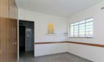 Imagem 3: CASA RESIDENCIAL DE 420M² POSSUI SETE DORMITÓRIOS, QUATRO BANHEIROS E TRÊS VAGAS Á VENDA E