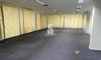 Imagem: Prédio Comercial de 1550m² com 16 vagas