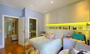 Imagem 7: Casa térrea em rua sem saída ao lado do Parque Horto Florestal, com 4 suítes e lazer compl