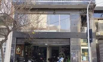 Imagem 4: Prédio na Lapa com 2 apartamentos de 60m², 2 dormitórios e 2 apartamentos de 120m² com 3 d