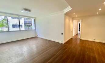 Imagem 2: Apartamento Alto Padrão na Vila Nova Conceição de 3 Quartos com 1 Vaga - 130m² à Venda