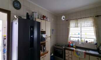 Imagem 7: CASA SENDO 3 SUITES