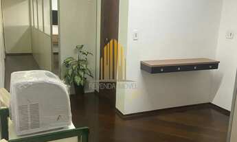 Imagem 2: Casa Térrea, com 4 dormitórios ( 2 suítes ), 2 banheiros, 3 salas, 4 vagas, na Super Quadr