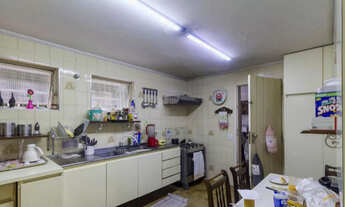 Imagem 4: Casa à venda com 220m², 4 quartos e 2 vagas na Cidade Ademar