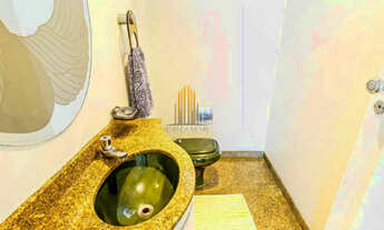 Imagem 2: Apartamento no Condomínio Castel de Mantova em Campo Belo com 230m² 3 suítes 4 vagas de ga