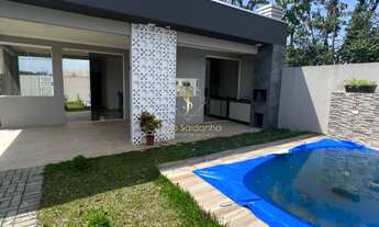 Imagem 3: Casa com piscina para locação temporada em Guaratuba para 12 pessoas, (500 metros do mar