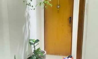 Imagem 4: Venda de Apartamento de 3 Quartos na Pituba, Salvador-BA - 80m², Decorado e Pronto para Mo