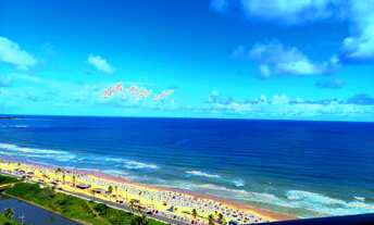 Imagem 2: Vista Mar Espetacular em Jaguaribe: Apartamento 2 suítes, 103m², infraestrutura completa!