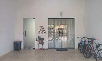 Imagem 3: Casa à venda em Jundiaí-SP, bairro Fazenda Grande: 2 quartos, 2 salas, 1 banheiro, 2 vagas