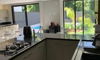 Imagem: Casa de luxo em condomínio no Jardim Celeste