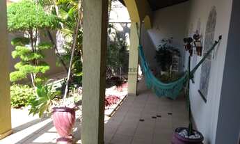 Imagem 2: LINDA CASA TÉRREA 3 dormitórios com 248 m² de construção com pavimento inferior muito bem