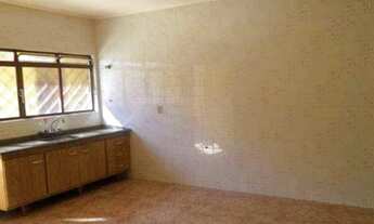 Imagem 5: Casa à venda no Centro de Sumaré-SP: 3 quartos, 1 sala, 2 banheiros, 2 vagas de garagem. C