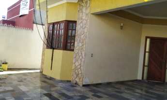 Imagem: SOBRADO COM 4 DORMITÓRIOS À VENDA, 220