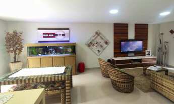 Imagem 3: Casa de Luxo na Enseada: 6 Quartos, 5 Suítes, 3 Salas, 8 Banheiros - Guarujá-SP - 420m². V