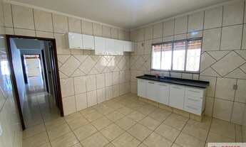 Imagem 4: Sobrado Residencial para Venda no Jardim Macarenko - Sumaré - SP