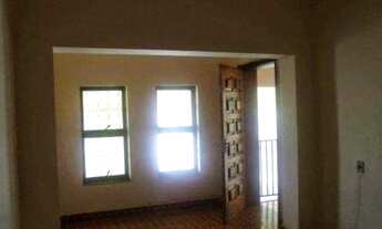 Imagem 7: Casa à venda no Centro de Sumaré-SP: 3 quartos, 1 sala, 2 banheiros, 2 vagas de garagem. C