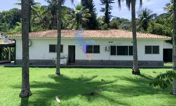 Imagem 2: SE É PRA FICAR EM CASA QUE TAL ESSA CASA COM MAIS DE MIL METROS DE TERRENO E AINDA PERTO D