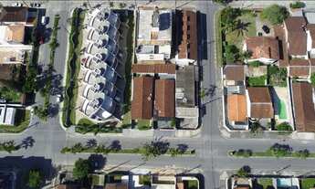 Imagem 2: Esta casa pode ser a escolha perfeita para você que busca um imóvel espaçoso, confortável