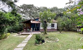 Imagem 4: Casa deliciosa, com terreno grande e excelente localização, em Penedo