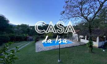 Imagem 2: Imperdível! Casa à venda em Penedo, Itatiaia-RJ, com quatro suítes e área de lazer