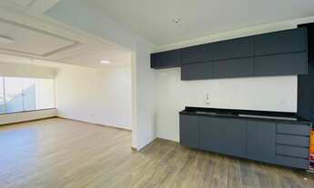 Imagem: Casa com 4 quartos, sendo 2 suítes (1 suíte