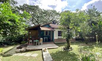 Imagem: Casa deliciosa, com terreno grande e excelente