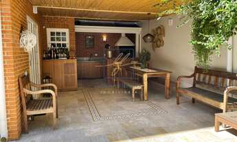 Imagem 2: Moderna e elegante casa de alto padrão no Alto da Boa Vista recém reformada, condomínio pr