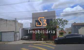 Imagem: CASA COMERCIAL em UBERLÂNDIA - MG, ALTO