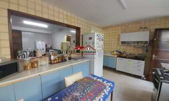 Imagem 3: Casa à venda em Osasco-SP, bairro Umuarama: 4 quartos, 1 suíte, 1 sala, 3 banheiros, 2 vag