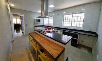 Imagem 6: Imperdível casa à venda em Osasco-SP, no Centro com 3 quartos, 1 suíte, 2 salas, 3 banheir