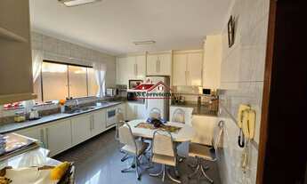 Imagem 7: Imperdível casa de 4 quartos e 3 suítes em Osasco-SP, bairro Adalgisa, com 329m² e 5 vagas