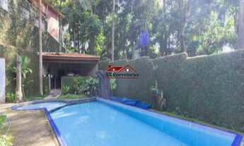 Imagem 2: Excelente casa à venda no Parque dos Príncipes, em uma rua super arborizada que proporcion