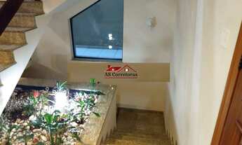 Imagem 3: Sobrado de 366 m² com piscina à venda no bairro City Bussocaba - Uma oportunidade imperdív