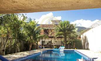 Imagem: Casa na praia de Maresias