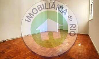 Imagem: MARIZ E BARROS - 02 QUARTOS - 96M² - MARACANÃ