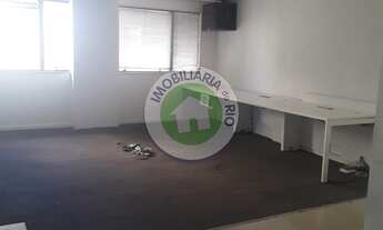 Imagem 6: Excelente sala comercial em fino acabamento, andar corporativo completo, andar alto, edifí