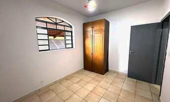 Imagem 7: Sobrado para locação no Setor Coimbra, Goiânia-GO: 4 quartos, 1 suíte, 2 salas, 3 banheiro