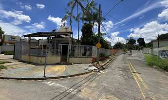 Imagem 4: Casa Comercial de Luxo no Setor Sul de Goiânia - 4 Quartos, 2 Suítes, 3 Salas, 4 Banheiros