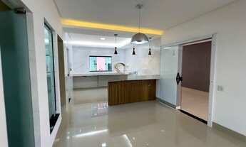 Imagem 6: Sobrado à venda em Trindade-GO, Residencial Monte Cristo: 4 quartos, 3 suítes, 3 salas, 5