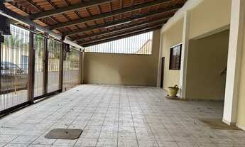 Imagem 4: Imperdível: Casa à venda em Goiânia-GO, Setor Coimbra! 4 quartos, 1 suíte, 2 salas, 3 banh