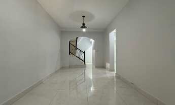 Imagem 7: Sobrado para locação no Setor Coimbra, Goiânia-GO: 4 quartos, 1 suíte, 2 salas, 3 banheiro